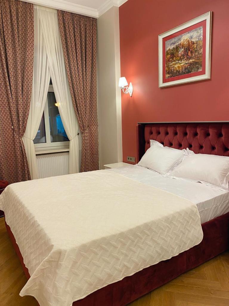 Grand De Luxe Residence 利沃夫 外观 照片